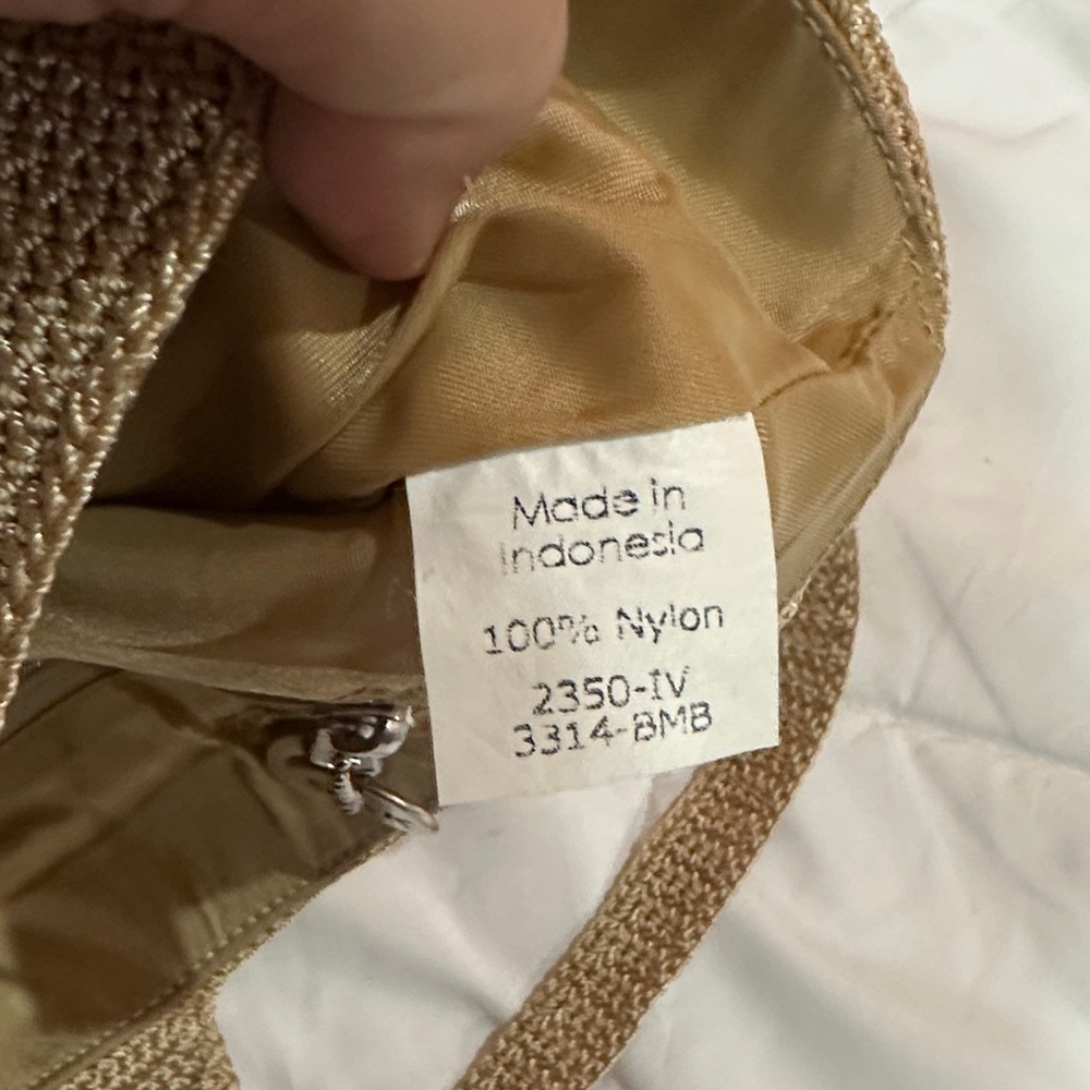 NEW THE ZAK Elegant Tan Knit Women's Bag - Picture 3 of 6